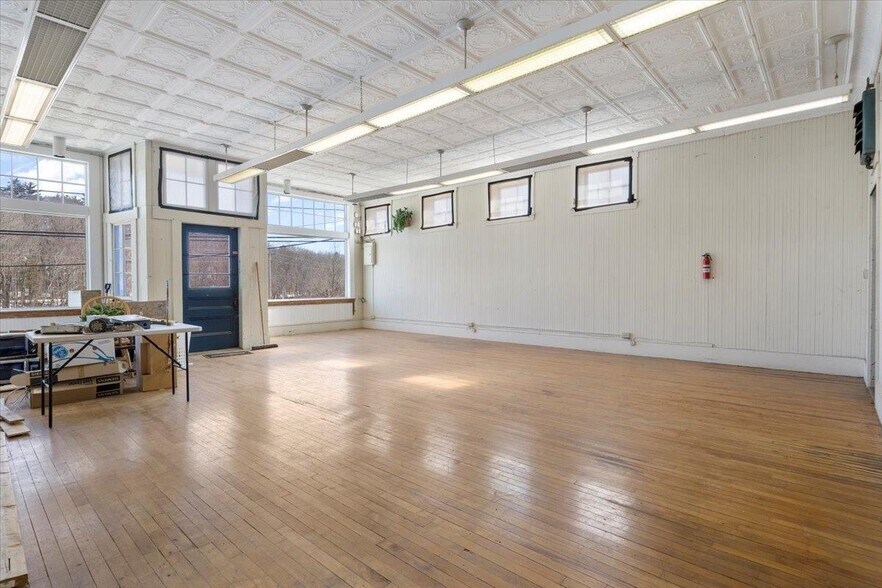 More Photos Of 6 Dawson St, Milton Storefront Retail Residential For Sale