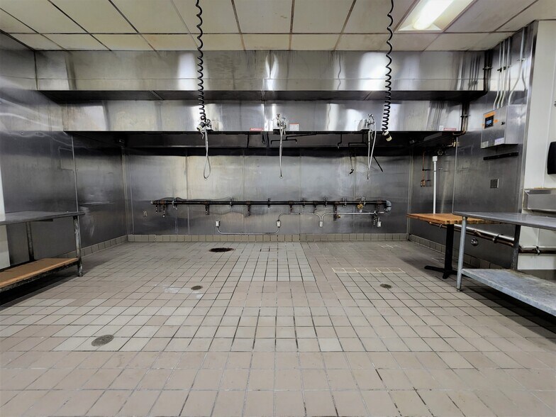 More Photos Of 1066-1070 S Fairfax Ave, Los Angeles Restaurant For Lease