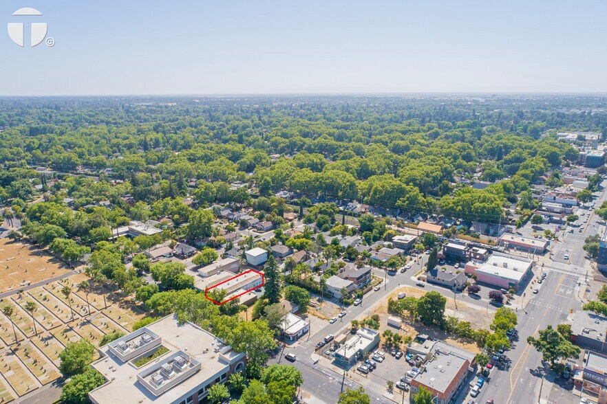 More Photos Of 2572 21st St, Sacramento Freestanding For Lease