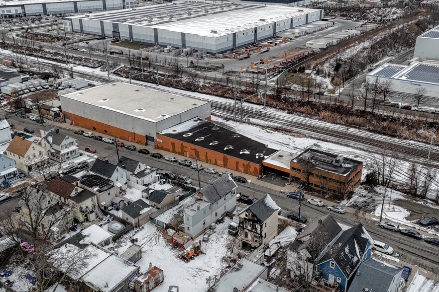 Primary Photo Of 201 2nd St, Perth Amboy Warehouse For Sale