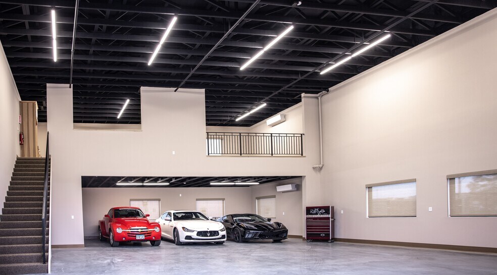 More Photos Of 13025 Fenway Blvd N, Hugo Warehouse For Sale