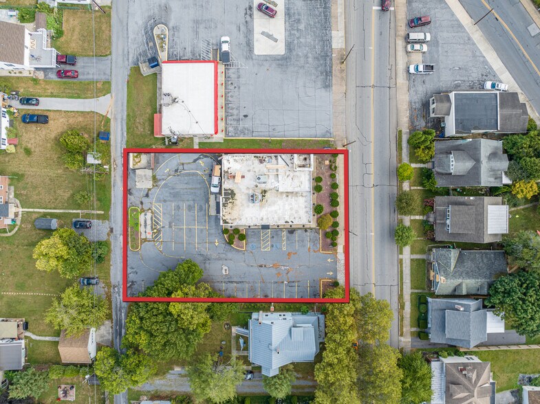 More Photos Of 670 N Hanover St, Carlisle General Retail For Sale