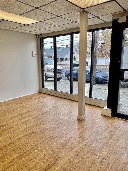 More Photos Of 500 KENNEDY Blvd, Bayonne Office Residential For Lease