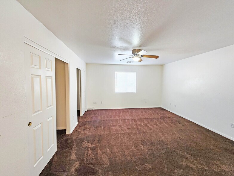More Photos Of 1951 Teepee Rd, Pahrump Apartments For Sale