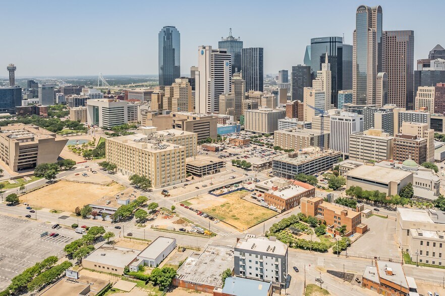 More Photos Of 1820 Canton St, Dallas Warehouse For Lease