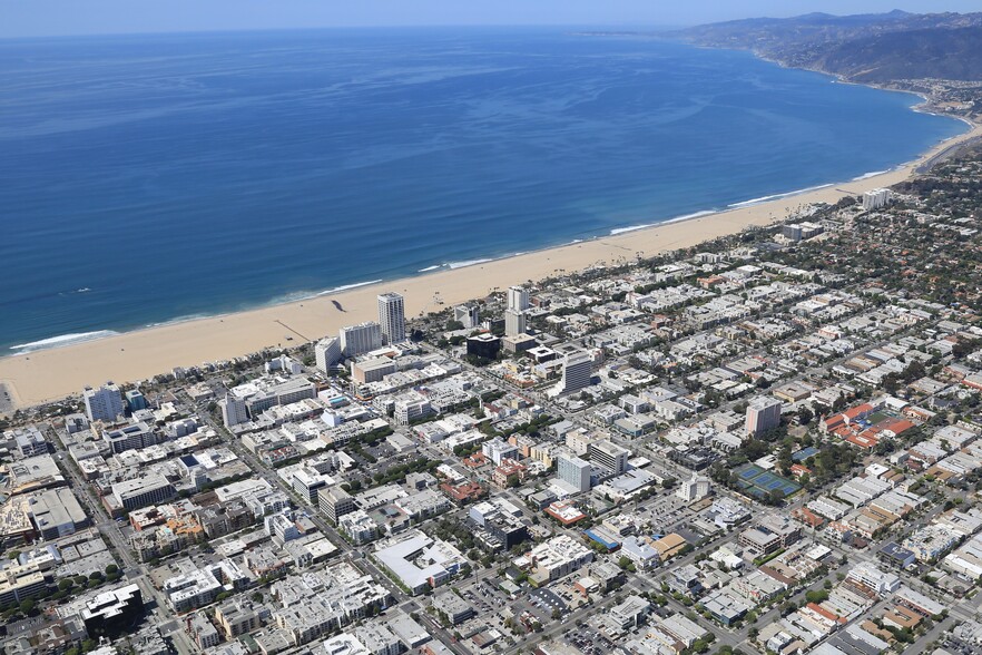 More Photos Of 233 Wilshire Blvd, Santa Monica Office For Lease