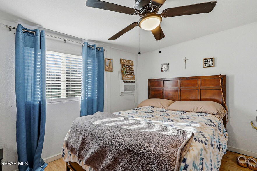 More Photos Of 10540 Socorro Rd, Socorro Specialty For Sale