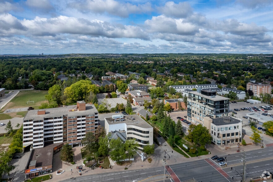 More Photos Of 10350 Yonge St, Richmond Hill Office For Lease