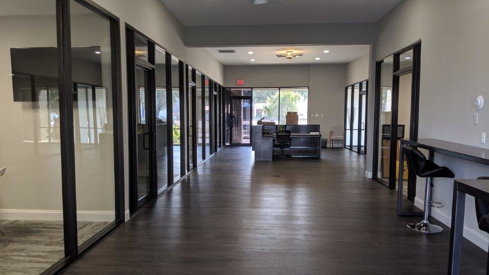 More Photos Of 1150 Empire Central Pl, Dallas Office For Lease