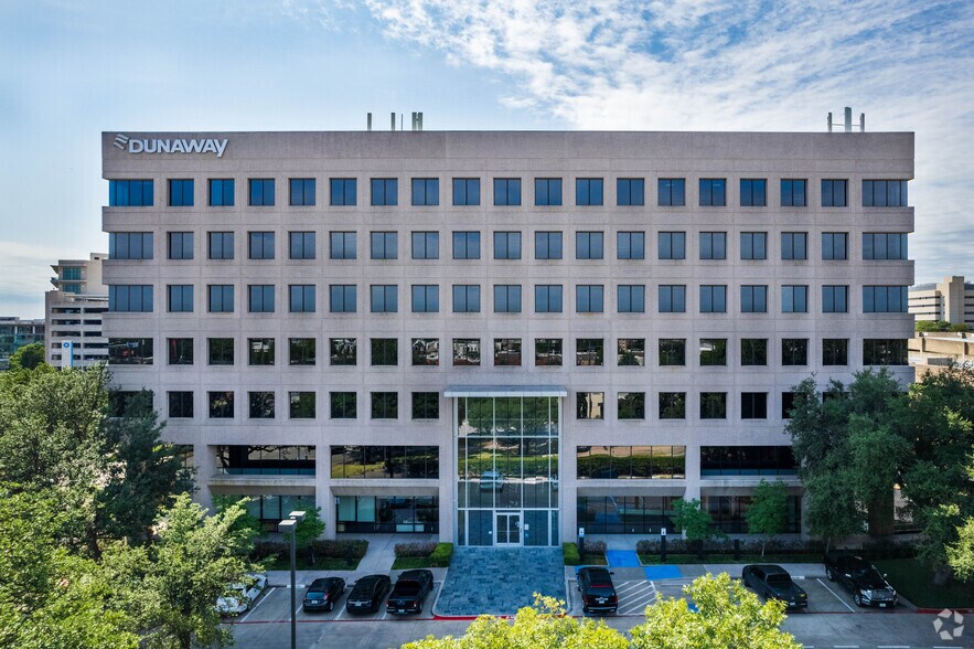 More Photos Of 550 Bailey Ave, Fort Worth Office For Lease