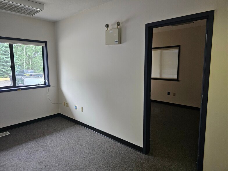 More Photos Of 3120 Braun St, Terrace Apartments For Lease