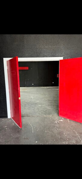 More Photos Of 6565 Vine Ct, Denver Warehouse For Lease