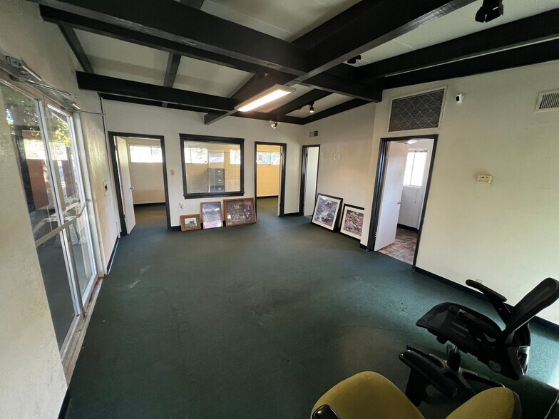 More Photos Of 610 Cypress Ave, Redding Loft Creative Space For Sale