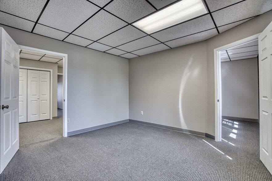 More Photos Of 1300 Plaza Ct N, Lafayette Office For Sale