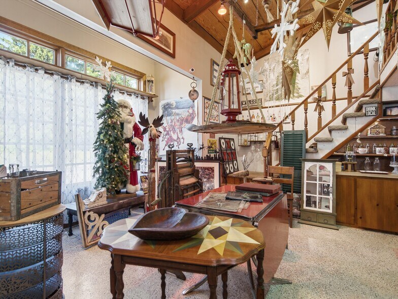 More Photos Of 425 S Ortonville Rd, Ortonville Freestanding For Sale