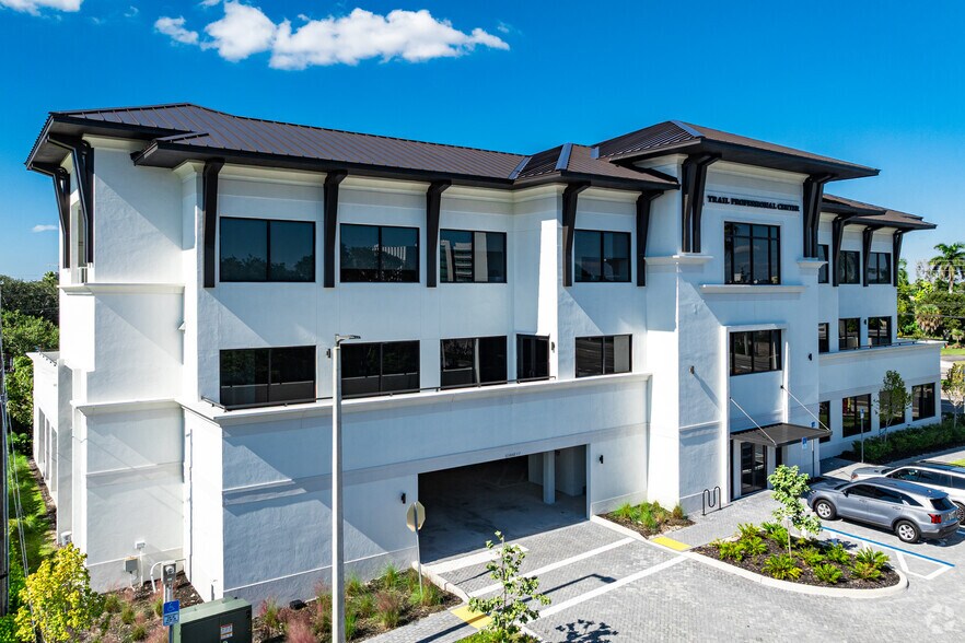 Primary Photo Of 3080 Tamiami Trl E, Naples Coworking Space