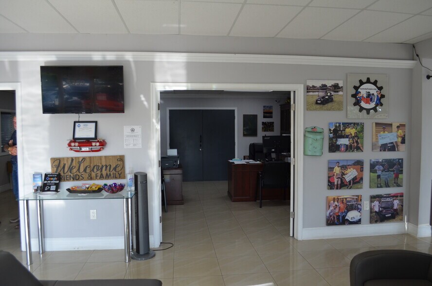 More Photos Of 5359 N Nob Hill Rd, Sunrise Office For Sale