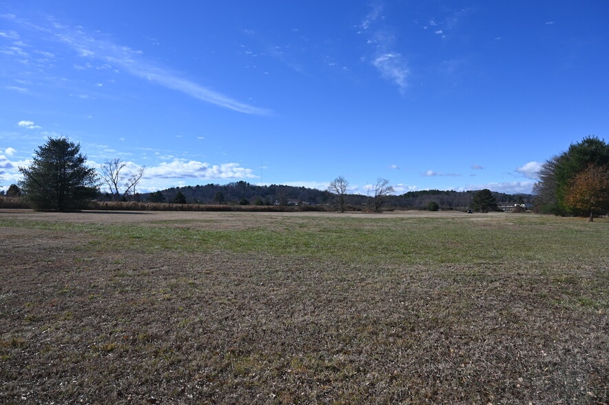More Photos Of 826 N Green St, Morganton Land For Sale