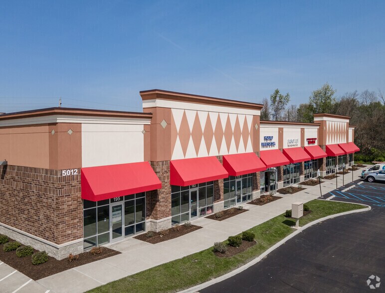 More Photos Of 5012 Cambridge Way, Plainfield Storefront Retail Office For Lease