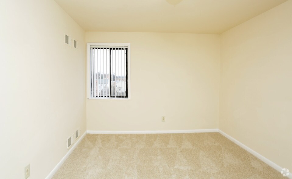 More Photos Of 3647 6th St SE, Washington Apartments For Sale