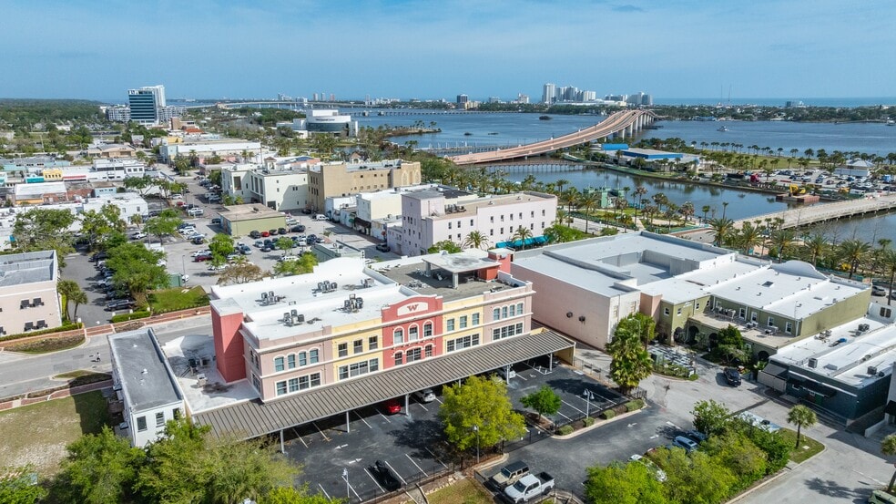 More Photos Of 111 Magnolia Ave, Daytona Beach Office For Sale