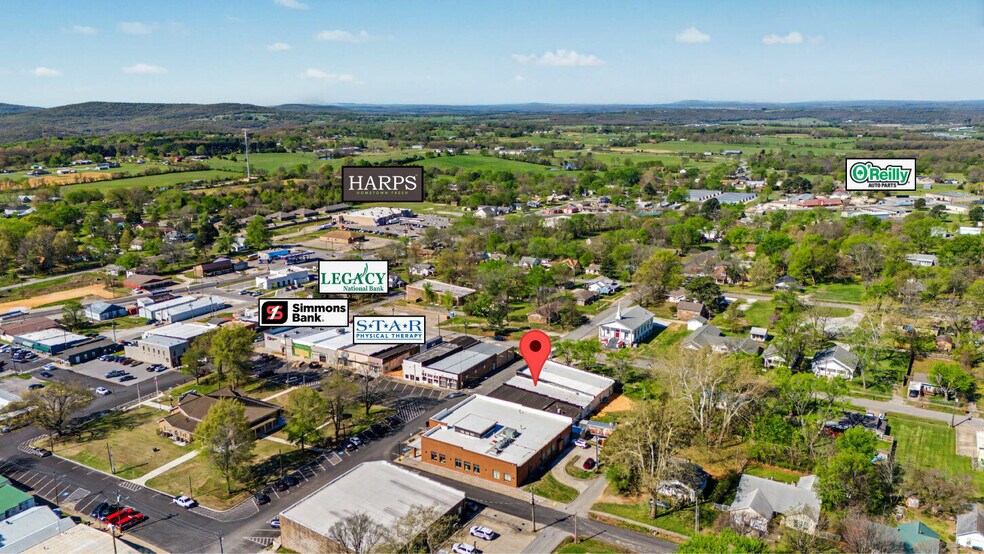 More Photos Of 111 W Bean St, Lincoln General Retail For Sale