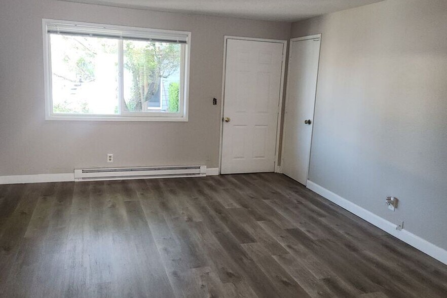 More Photos Of 3118-3124 19th Pl, Forest Grove Apartments For Sale