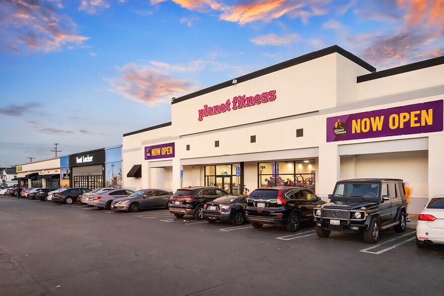 More Photos Of , Los Angeles General Retail For Sale