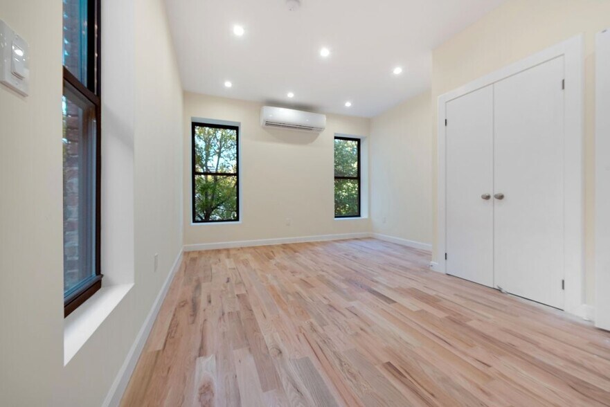 More Photos Of 2837 Church Ave, Brooklyn Storefront Retail Residential For Lease