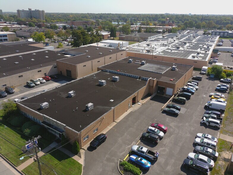 Primary Photo Of 7040 Colonial Hwy, Pennsauken Manufacturing For Lease