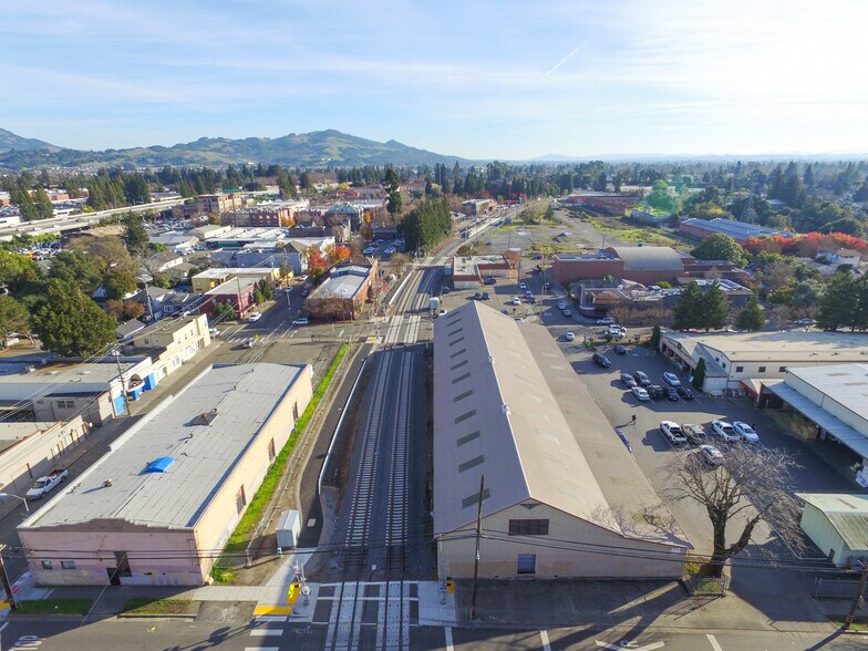 More Photos Of 8 W 9th St, Santa Rosa Warehouse For Sale