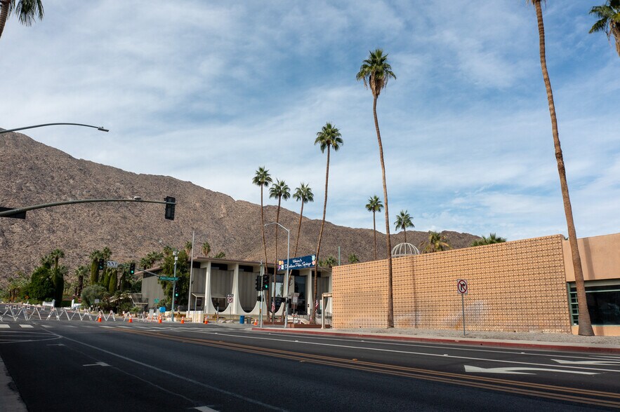 More Photos Of 490 S Palm Canyon Dr, Palm Springs Freestanding For Sale
