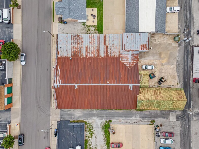 More Photos Of 111 W 3rd St, Waterloo Freestanding For Sale