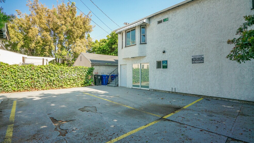 More Photos Of 6112-6114 Saturn St, Los Angeles Apartments For Sale