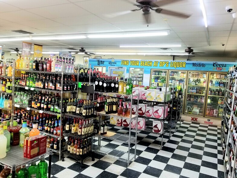 More Photos Of 11005 NE 23rd St,, Nicoma Park Freestanding For Sale