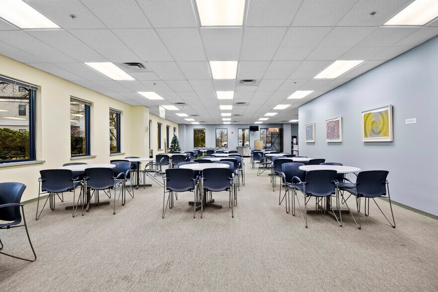 More Photos Of 725 Broadway, Albany Office For Lease