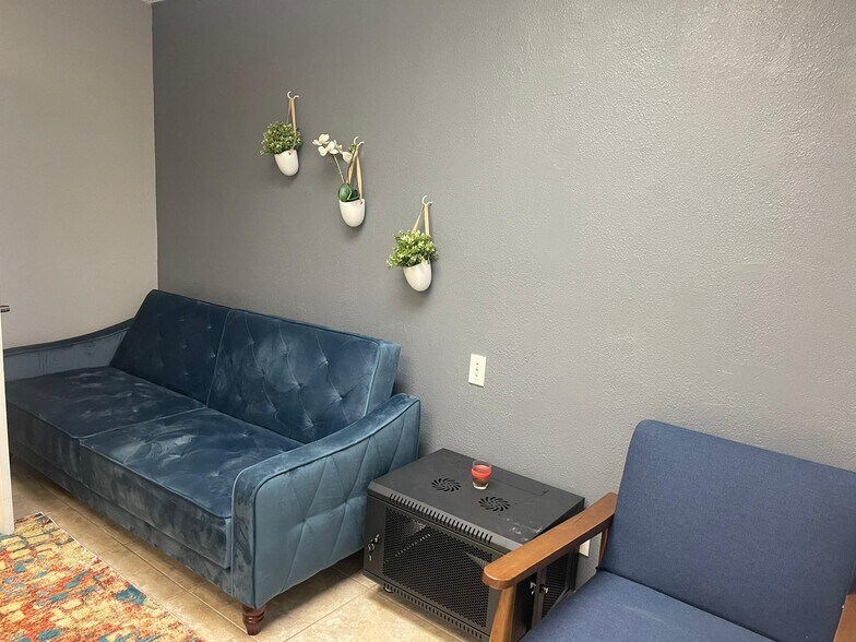 More Photos Of 2331 N State Road 7, Lauderhill Office For Sale