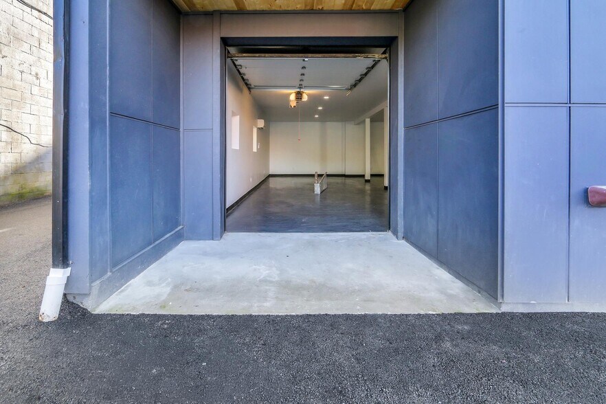 More Photos Of 3519-3521 6th Ave, Tacoma Office For Sale