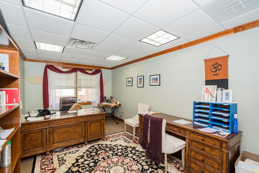 More Photos Of 120 West Ave, Saratoga Springs Office For Sale