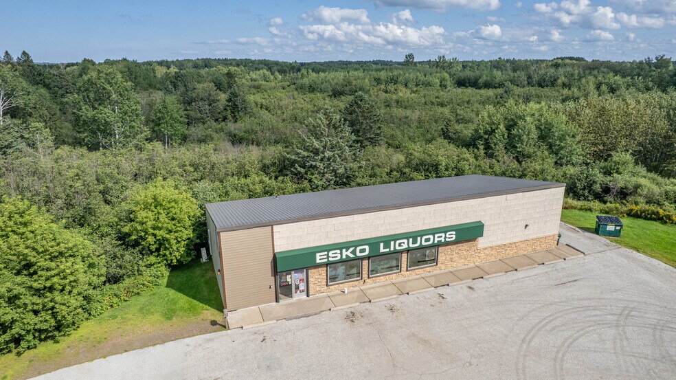 Primary Photo Of 54 Thomson Rd, Esko General Retail For Sale