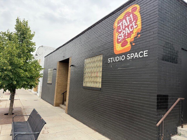 Primary Photo Of 1938 S Broadway, Denver Freestanding For Sale