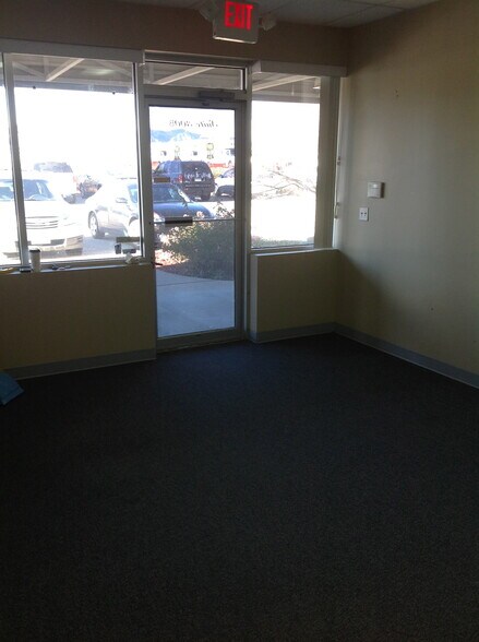 More Photos Of 500 S Arthur Ave, Louisville Research And Development For Sale