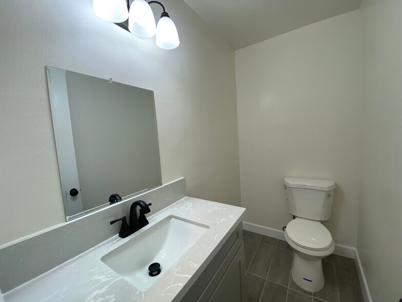 More Photos Of 2826 Cogswell Rd, El Monte Apartments For Sale