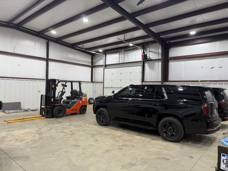 More Photos Of 10308 SE 29th St, Oklahoma City Service For Lease