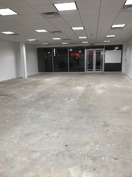 More Photos Of 315 Walt Whitman Rd, Huntington Station Office For Lease