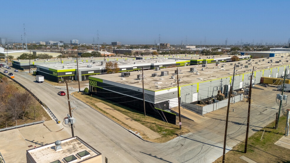 More Photos Of 10631 Harwin Dr, Houston Unknown For Lease