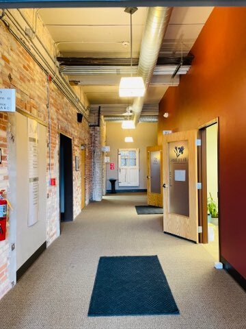 More Photos Of 1263 Main St, Green Bay Office For Lease