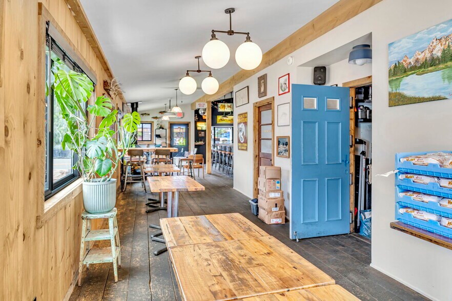 More Photos Of 1959 Old Route 17, Roscoe Storefront Retail Residential For Sale