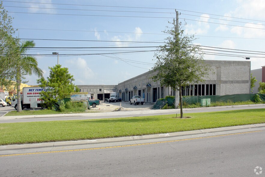 More Photos Of 10171 NW 58th St, Miami Light Distribution For Lease