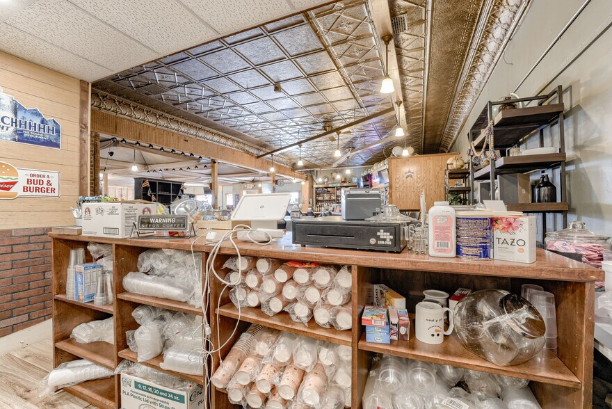 More Photos Of 644 Main St, North Bend Restaurant For Sale